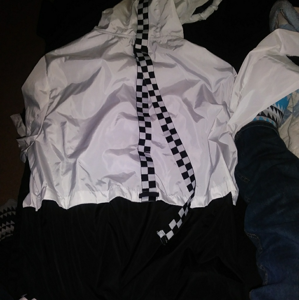 jacket - Picture 2 of 2